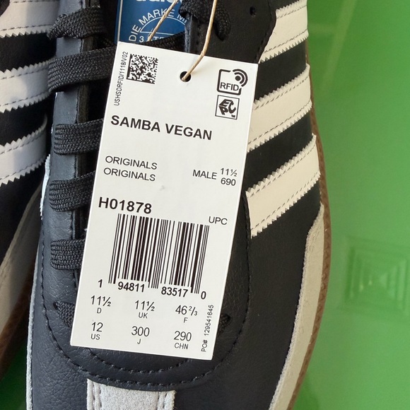 Adidas Samba Vegan Black and White Shoes - Picture 2 of 4
